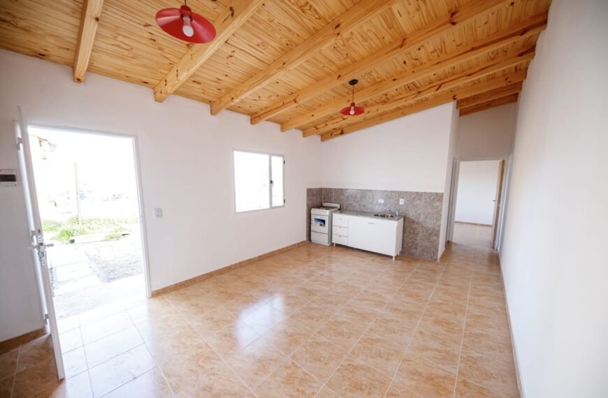 Othar reafirmó el compromiso municipal con la entrega de una nueva vivienda social